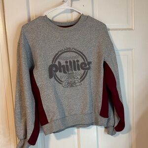Phillies crew neck